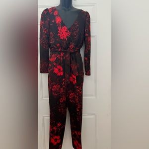 H&M: Black & Red rose print jumper